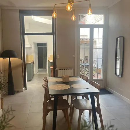 Appartement La Fresque, T2 Moderne, Centre